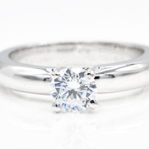 18K White Gold Solitaire Cubic Zirconia Ring18K White Gold Solitaire Cubic Zirconia Ring