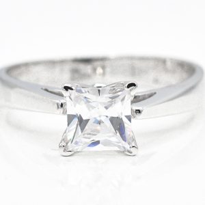 18K White Gold with Platinum 4-Prong Head Solitaire Cubic Zirconia Ring